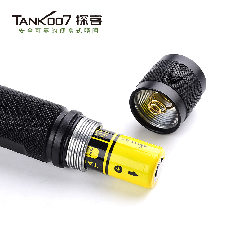 戶外充電強(qiáng)光手電筒_戶外手電筒 戶外充電強(qiáng)光手電筒_戶外手電筒
